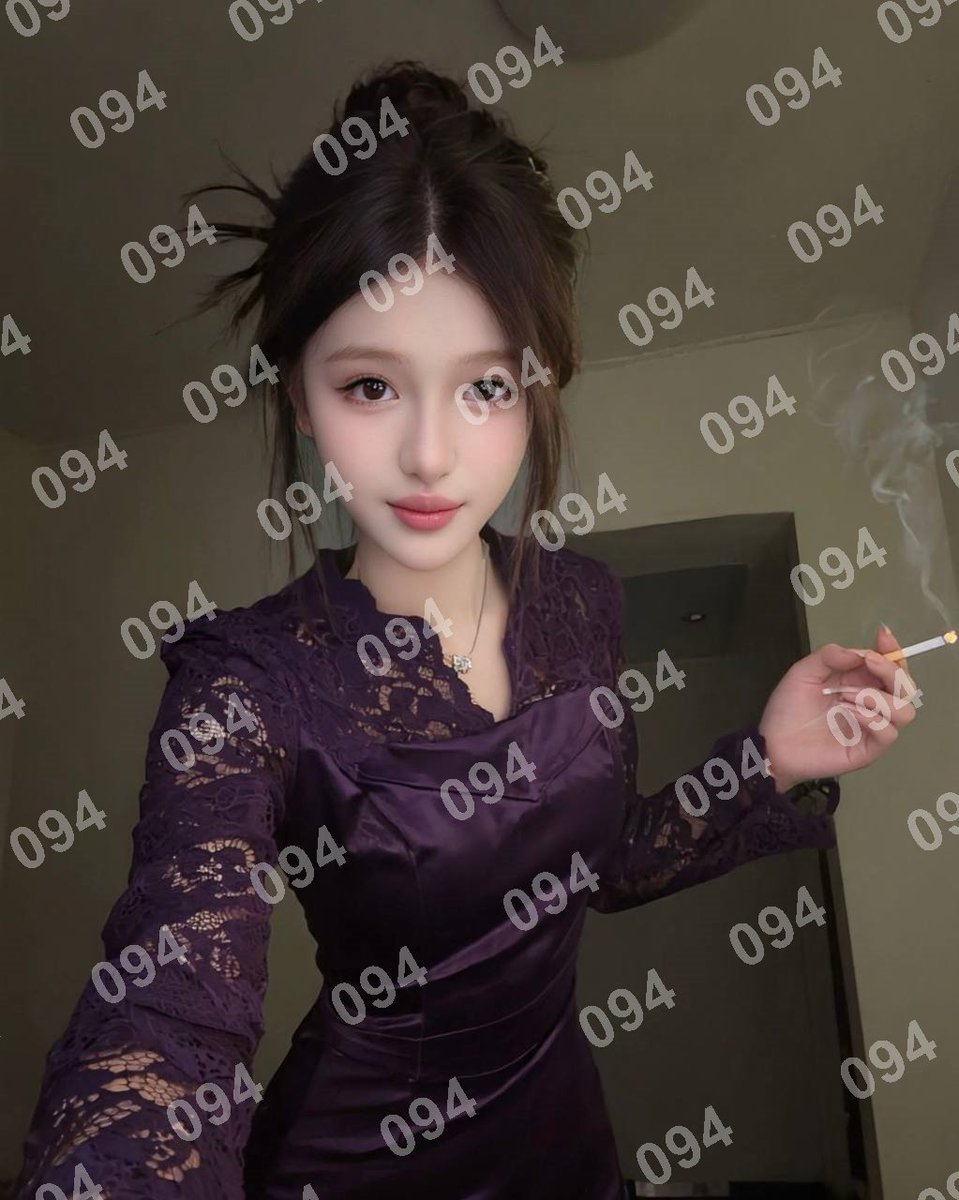emerkirk's tweet photo. 江堤街
#汉阳
#武汉
👉助理@hyum74
久久连妹子白嫖勿扰
看上了请截图妹子便客服快速安排
千古佳人，荷笠斜阳，最终都不过是红颜怅老，青山远归 https://t.co/pAAkhBpddV