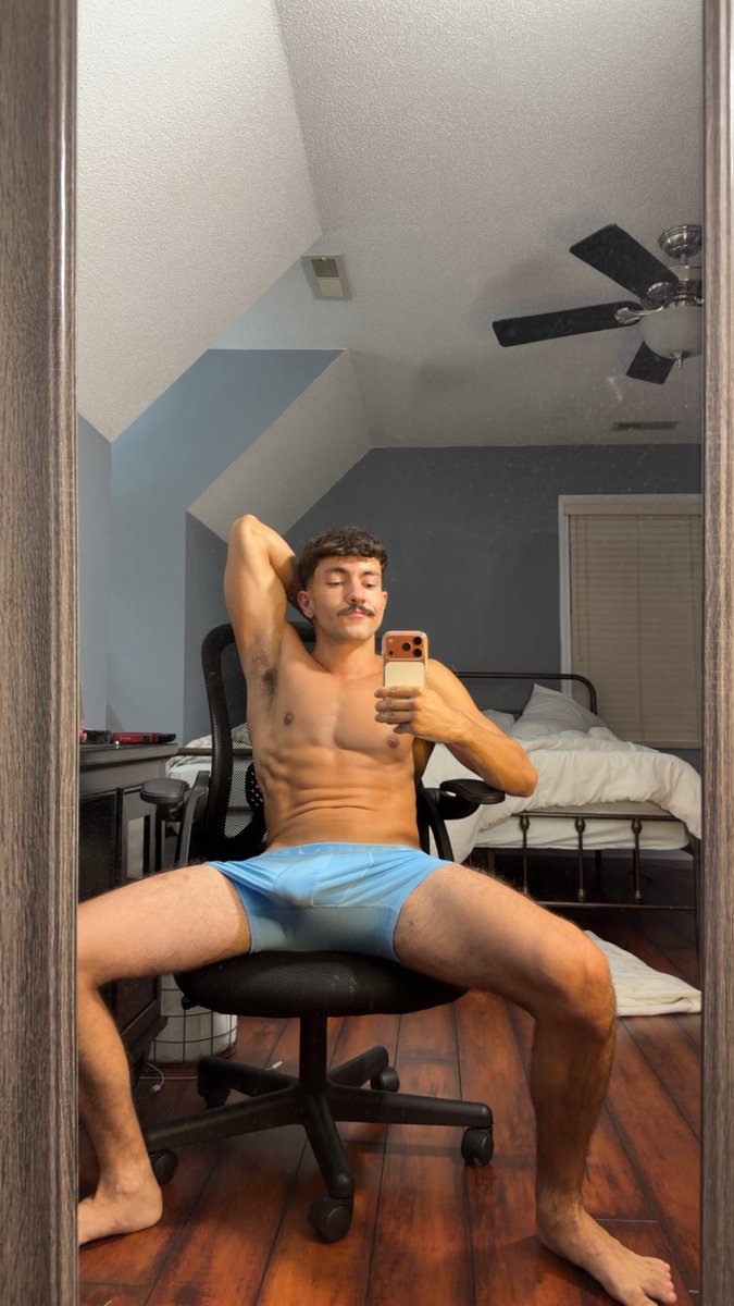 matteofit3's tweet photo. 🦋Rocking all blue💙
👀Wonder what color would look the best on me in YOUR opinion🤔
1️⃣,2️⃣,3️⃣,4️⃣ what caught your attention the longest too❣️😏
#gay #lgbt #viral #bi #of #fit #fypシ゚viral #fitguy #gamer #game #abs #fyp #bulge #success https://t.co/1mwKHv9Fbp