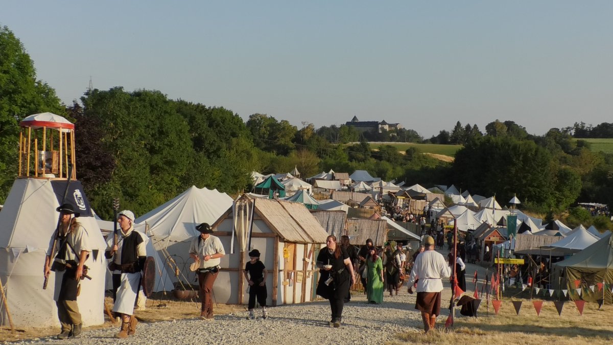 EderDampfradio's tweet photo. Drachenfest 2026 in #Waldeck #LARP https://t.co/GWfcBq8b0C
