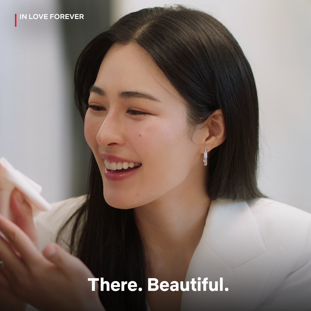 Netflix_PH's tweet photo. i could be wrong, but i think neen can’t get enough of her beautiful wife and neither can runch 🤭

#InLoveForever #หลิงออม #LingOrm #Lingling #Orm #หลิงหลิงคอง #ออมกรณ์นภัส #LinglingKwong #OrmKornnaphat https://t.co/F5G2dTCIIV