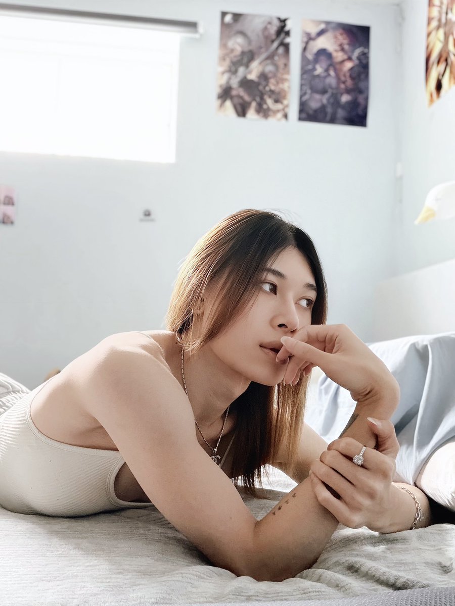 min_jooya's tweet photo. ☀️
#nsfwtwt #montreal #canada #MTF #transgirl #trans #maletofemale #maletofemaletrans #fem #femboy #trap #mtl #transmtl #transmontreal #montrealtrans #mtltrans https://t.co/PCwkKlADBv