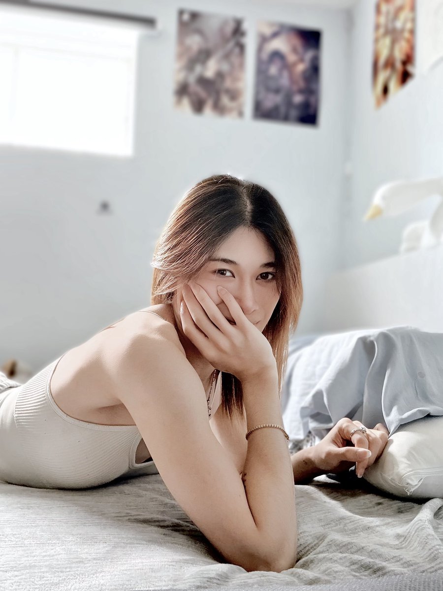 min_jooya's tweet photo. ☀️
#nsfwtwt #montreal #canada #MTF #transgirl #trans #maletofemale #maletofemaletrans #fem #femboy #trap #mtl #transmtl #transmontreal #montrealtrans #mtltrans https://t.co/PCwkKlADBv