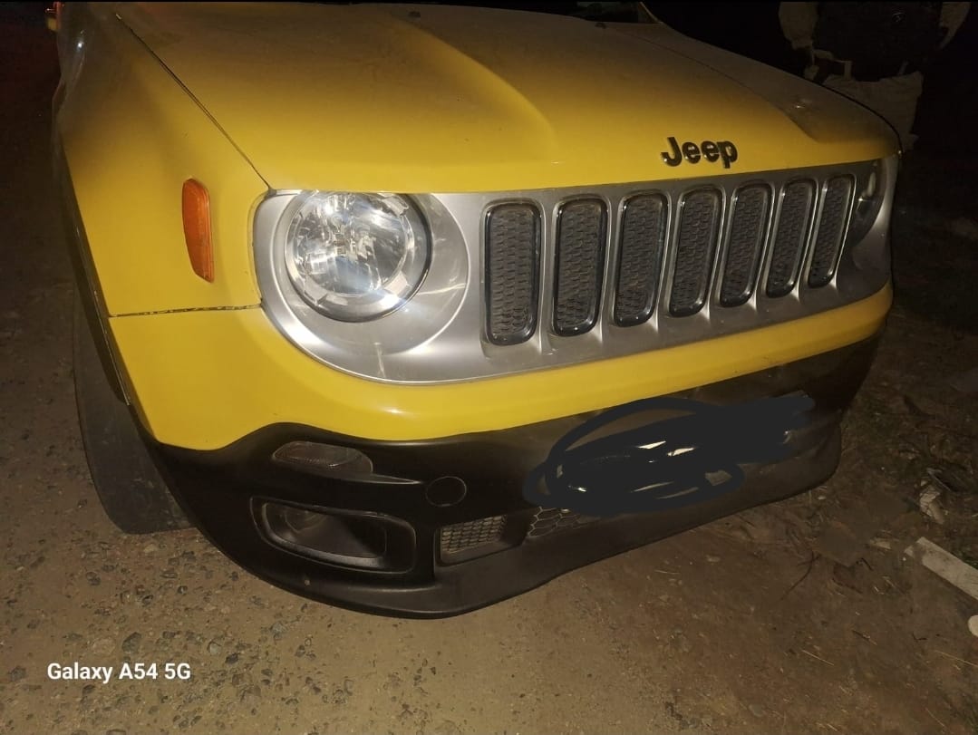 SAPoliceService's tweet photo. #sapsGP [SAPS TSHWANE FLYING SQUAD RECOVERED FOUR STOLEN VEHICLES] #SAPS Tshwane #FlyingSquad members recovered four motor vehicles, positively linked to robbery cases reported, in two separate incidents, on Tuesday, 28/07. The recoveries were made in Olievenhoutbosch and Mamelodi East respectively. No arrests were made as the vehicles were found abandoned, police investigations continue. #TrioCrimes ME
https://t.co/eFGNL4aMUc