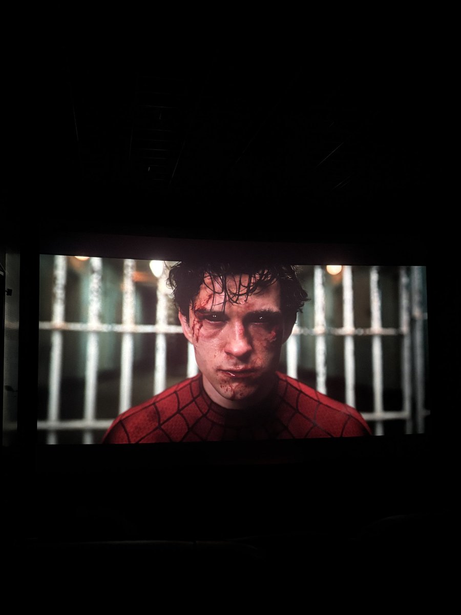 belptta's tweet photo. top melhores momentos do filme foi o vini dizendo "ai q tesão" alto demais e o cinema inteiro dando risada https://t.co/UGAqhqF9Ct