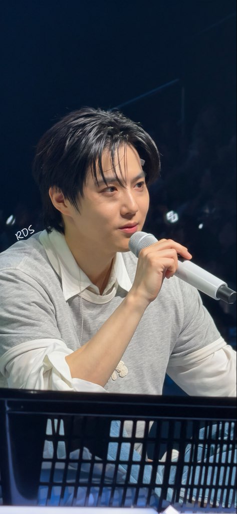 DODOKyungg's tweet photo. EXO-Ls’ prince charming, Kim Junmyeon 💗🥹👑

#Suho #수호 #Junmyeon #준면 #EXO #엑소 https://t.co/13szy8jMbe