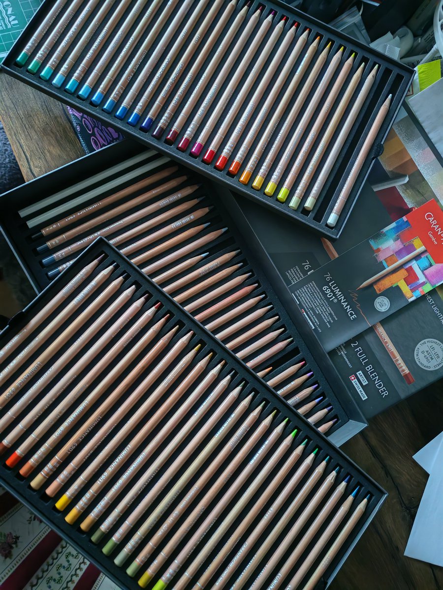 bibach25's tweet photo. @studio22artz Bought them few years back, but not Pablos. They are stored to a perfection. Don't know what happened to yours https://t.co/Ancft8EbbA