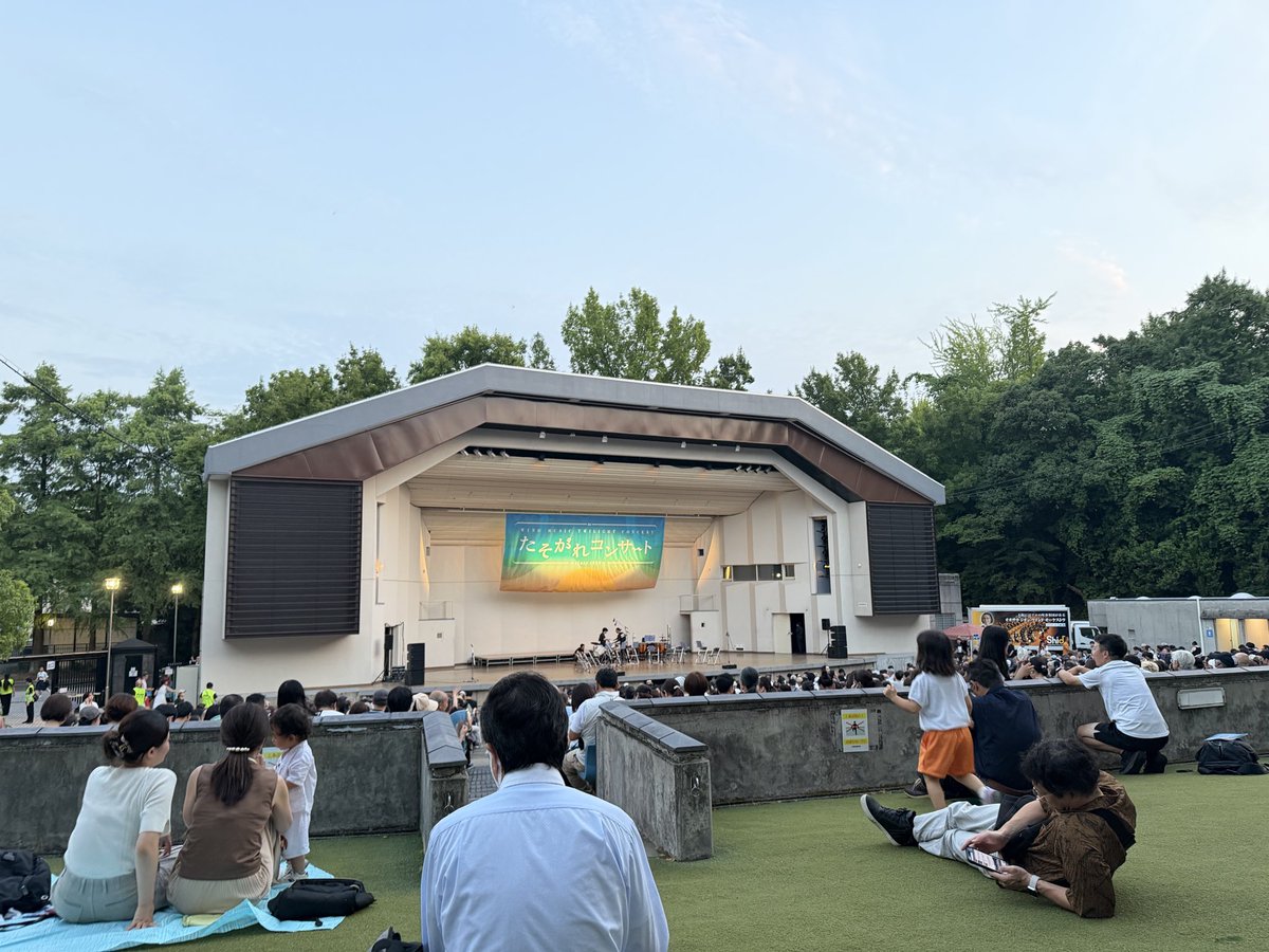 luvkui's tweet photo. 大阪城音楽堂のたそがれコンサート。夏の夜に聞く、楽器の音ってすごく良い。 https://t.co/iQFXgtrGBo