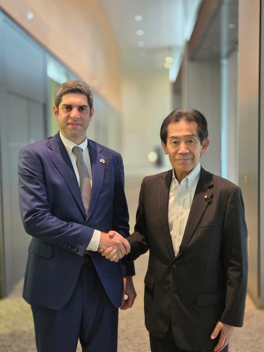 TeimurazLezhava's tweet photo. この2日間で、外務省欧州局の石川審議官、そして衆議院議員のあいさわ一郎先生と会談。

日本によるジョージアへの揺るぎないご支援に心より感謝を申し上げるとともに、今後のさらなる協力に向けて意見交換を行いました。

両国の友好のさらなる発展に貢献できるよう、尽力していきたいと思います🇬🇪🇯🇵 https://t.co/iJ50vIr8GH