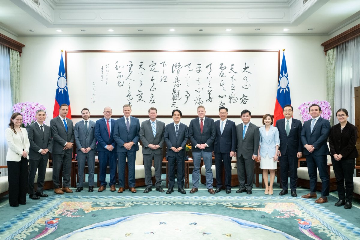 ChingteLai's tweet photo. Great to sit down with the @IIPS_org delegation led by Chair Randy Schriver. The security and prosperity of #Taiwan &amp; the #US are inseparable. We're committed to peace through strength—partnering on asymmetric capabilities, drone systems, trade &amp; supply chain resilience. https://t.co/rlbbMKfZ7r