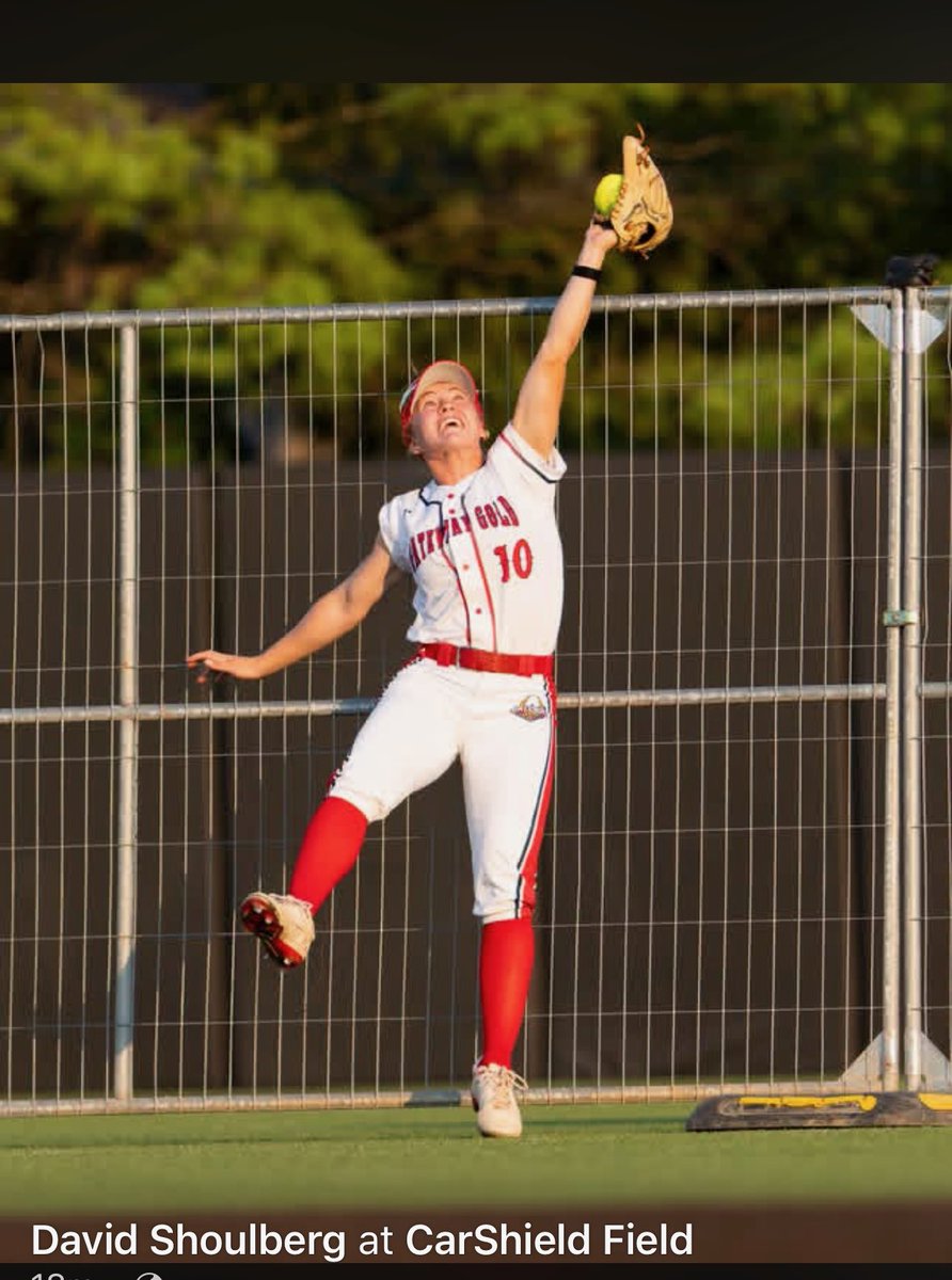 JCruse77's tweet photo. I see you @Tcruse10 @_STLgatewaygold @OhioStateSB 
#highwayrobbery 

 https://t.co/4k7cqqoUUh

Photo credit D. Shoulberg (I owe you a cold one) https://t.co/y4IYdlOS1A