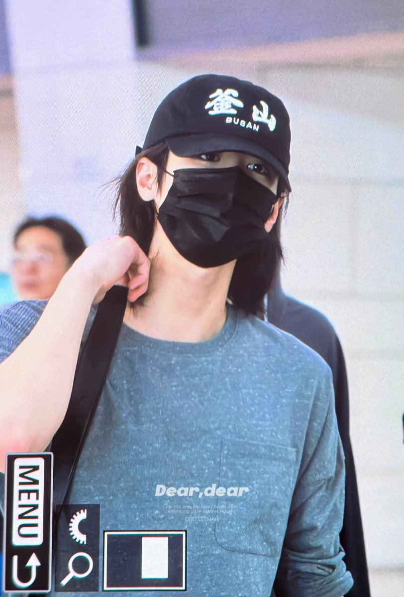 DEARdear_21's tweet photo. 260730 GMP
부산간다고 부산모자 쓴 남자아이 귀여워서 죽음

#LEEHAN #이한 #김동현
#BOYNEXTDOOR #보이넥스트도어 https://t.co/4fDHBeAXI0