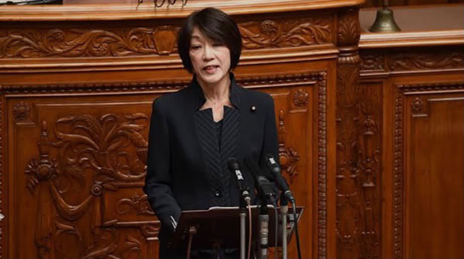 Izumi_Sunagawa's tweet photo. 熊本地震に自衛隊が派遣されたけど、
貴女どんな気持ちで見てますか？

古賀千景（立憲）
「自衛隊には貧しい子供が行くんです！豊かな子供は自衛隊になんてなりません！」 https://t.co/55BOeFmDCf