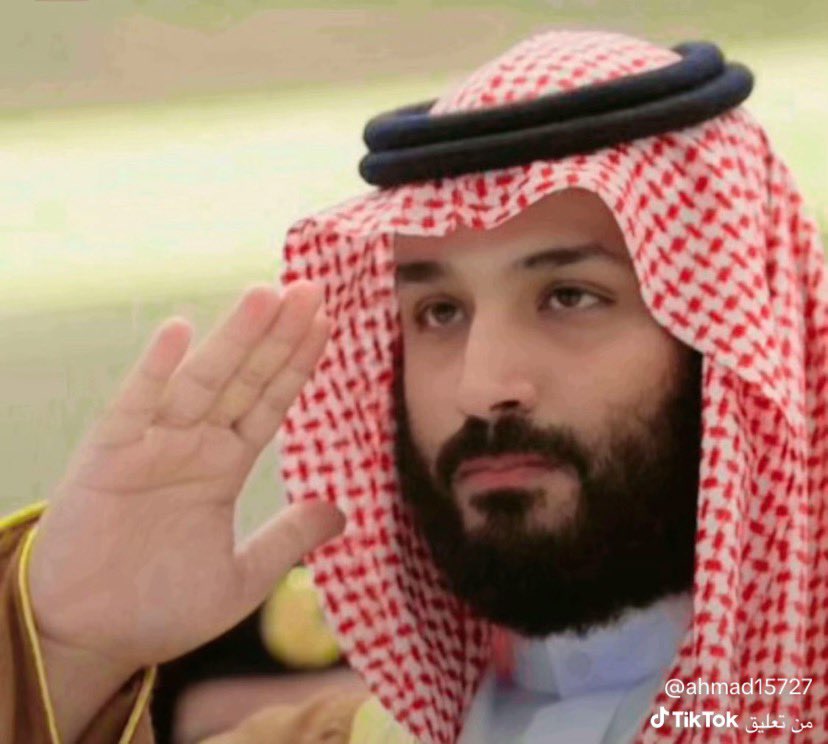 515_jjjo's tweet photo. ٤٠ سنة ينتظرون المهدي وطلع لهم زعيم الشرق الأوسط الأمير #محمد_بن_سلمان‌ 💚 https://t.co/7cmOJHUk4C