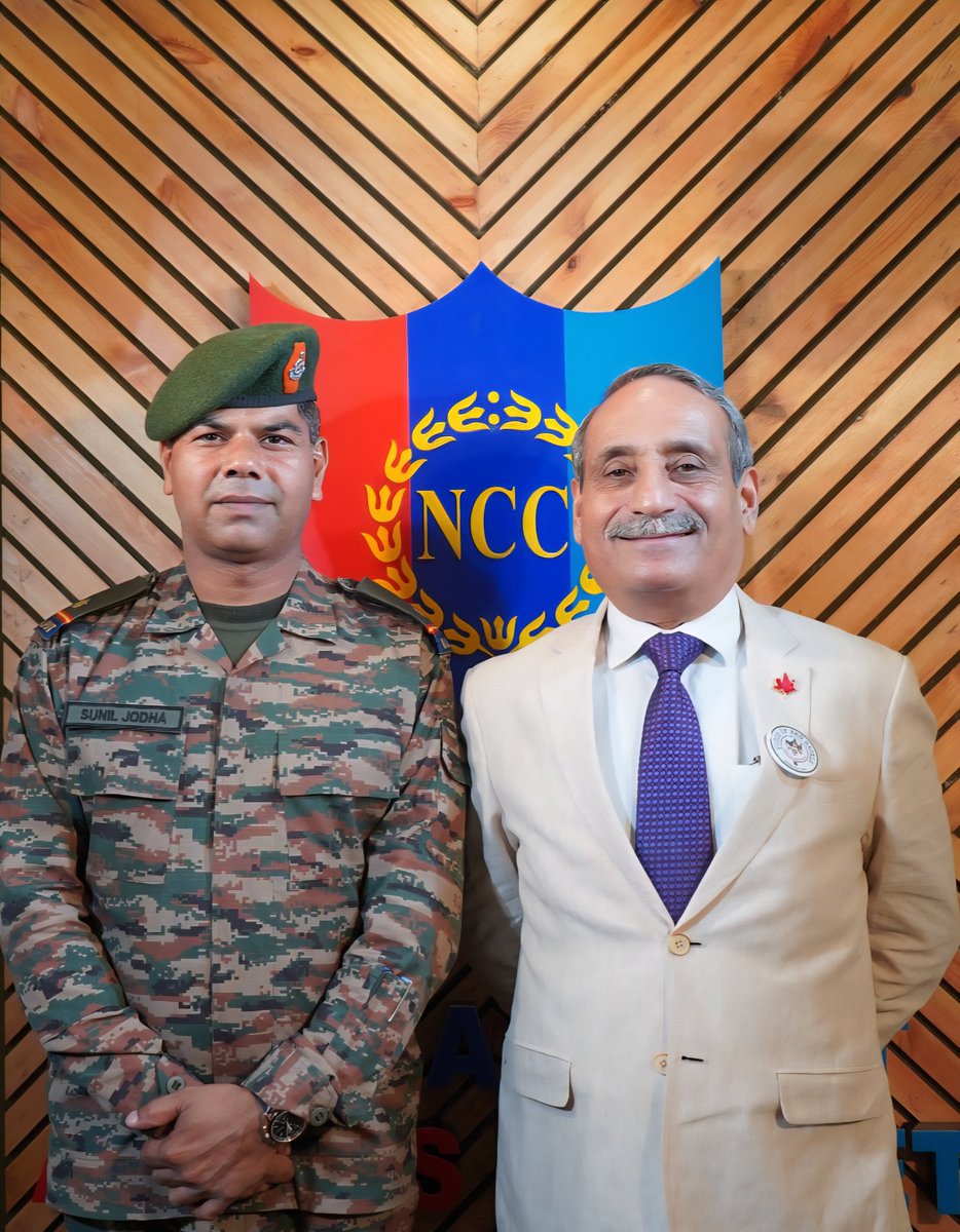 TheSatishDua's tweet photo. "Sir, I was shot seven times during the 26/11 hostage rescue operationat Taj, as part of Maj Sandeep Unnikrishnan's team", said Nb Sub Sunil Jodha, as he brought his son to meet me at an NCC event.

I was myself inspired to meet this frontline hero.
A General Salute 🫡
Jai Hind🇮🇳 https://t.co/IT5YHrfJQW
