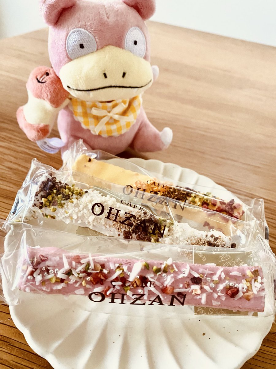 mofukopoke's tweet photo. 可愛らしいお菓子をいただきましたやぁん💕😳 https://t.co/2Z5QVfyMgc