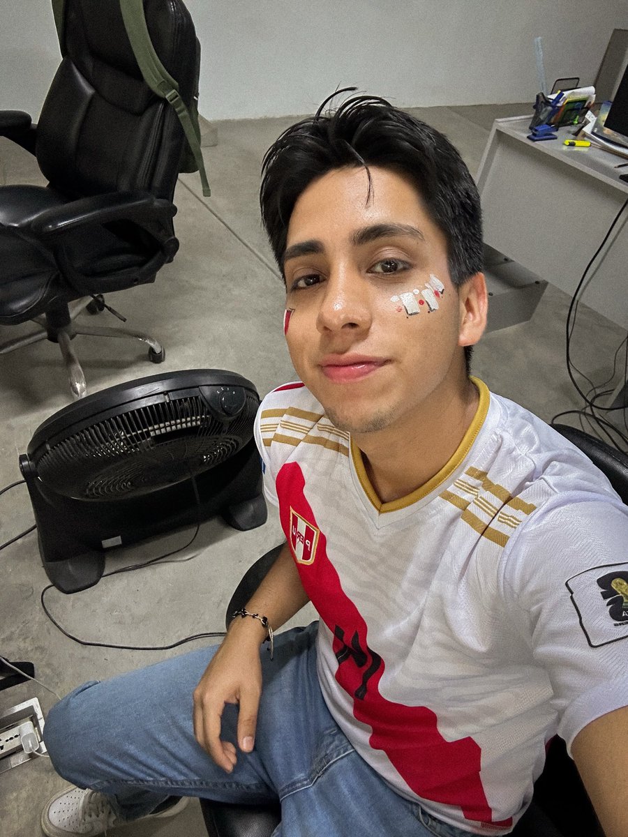 melon_ec's tweet photo. Adiós feriados 🇵🇪👋🏼 https://t.co/PFgxDrri8H