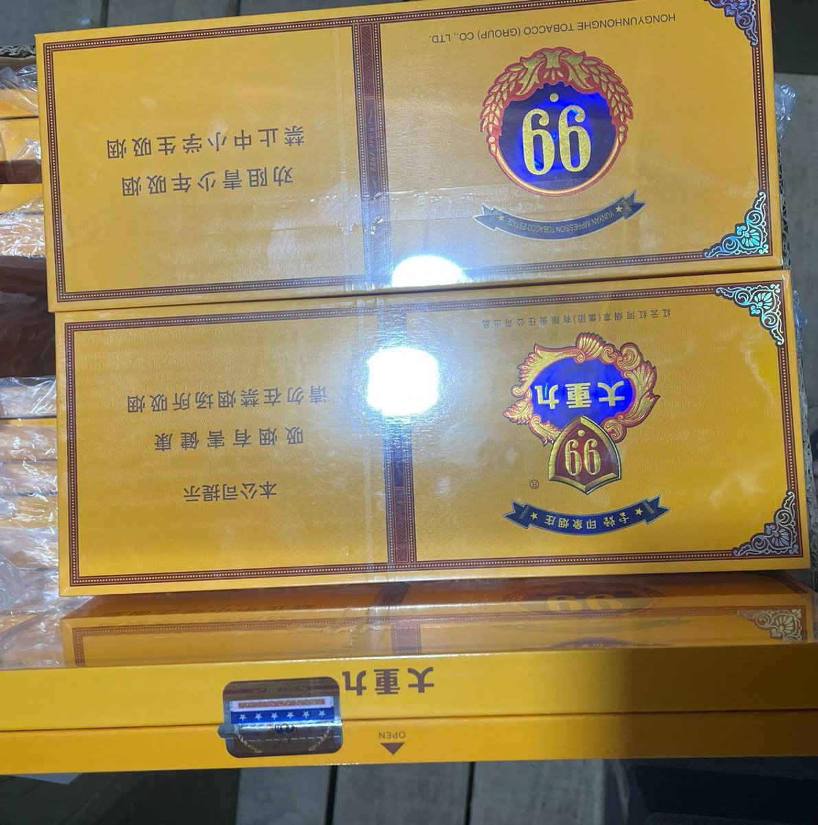 yezhouyan's tweet photo. #香烟 https://t.co/8fftsr29W2