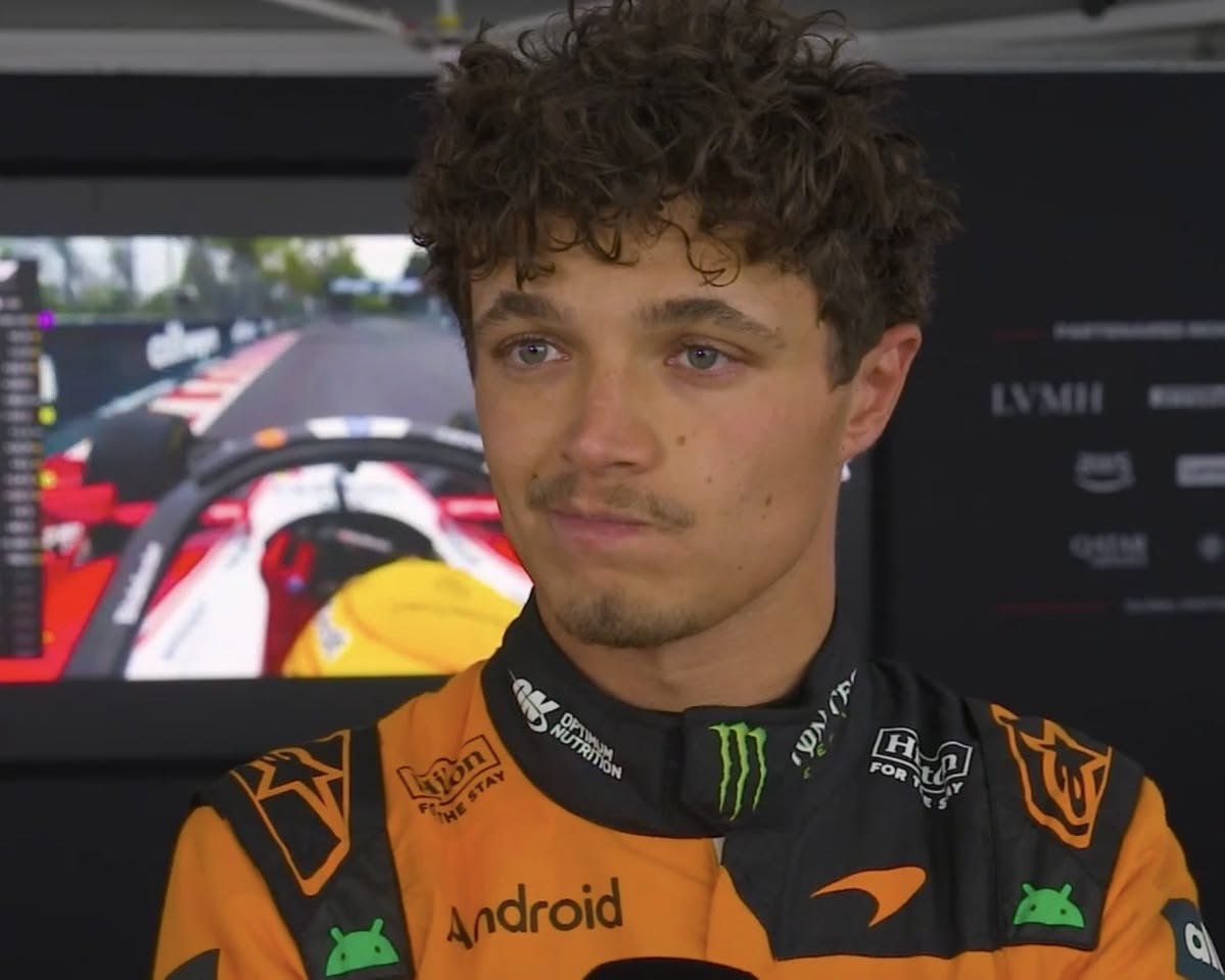landosunny's tweet photo. Why don't men get pregnant? 
When God created Lando Norris, why did He allow something like this to happen? 
If Lando had a nine-month pregnant belly, he'd probably look so adorable---!!!!!! https://t.co/VDipIkpT2d