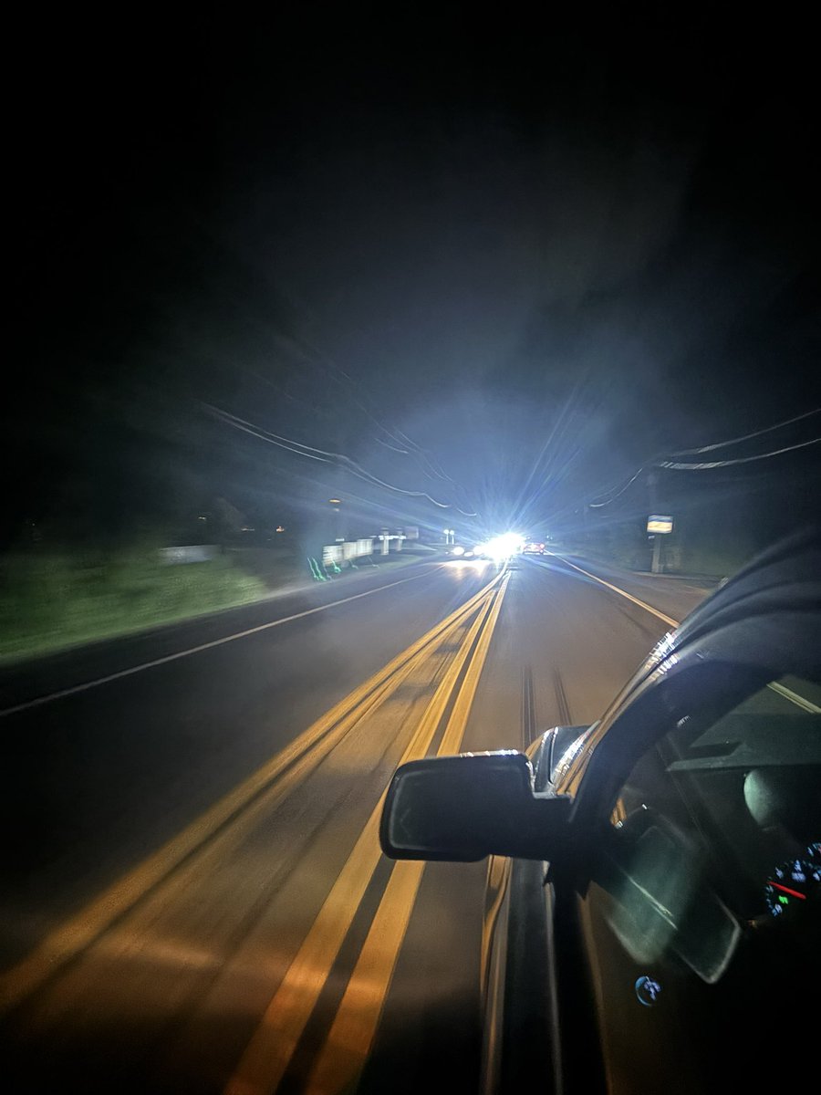 Zer0__o7's tweet photo. oh east hamption i love and miss you, i had the most insane time with the people i love genuienly i can't explain how much i needed it. https://t.co/MslLl1FuH0