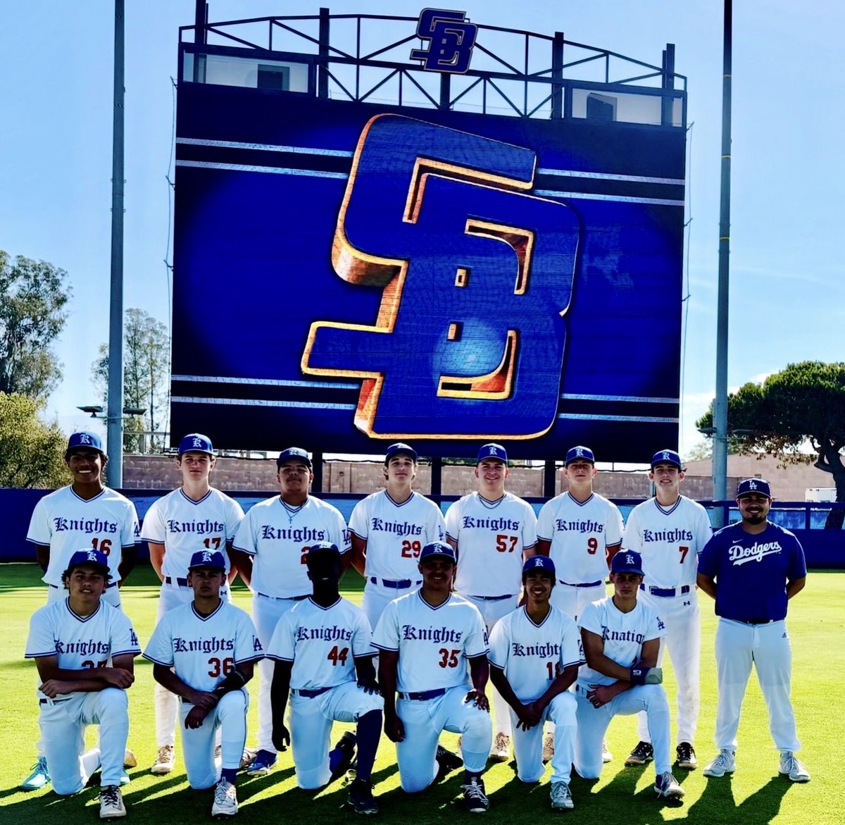 Logan_Miller29's tweet photo. Big thanks to the @LADodgersScout organization for having me out this summer. Getting the chance to compete at this level alongside some incredibly talented teammates and getting the platform to play in front of some great programs. Grateful for the opportunity 
🙏⚾️. Excited for what’s next.