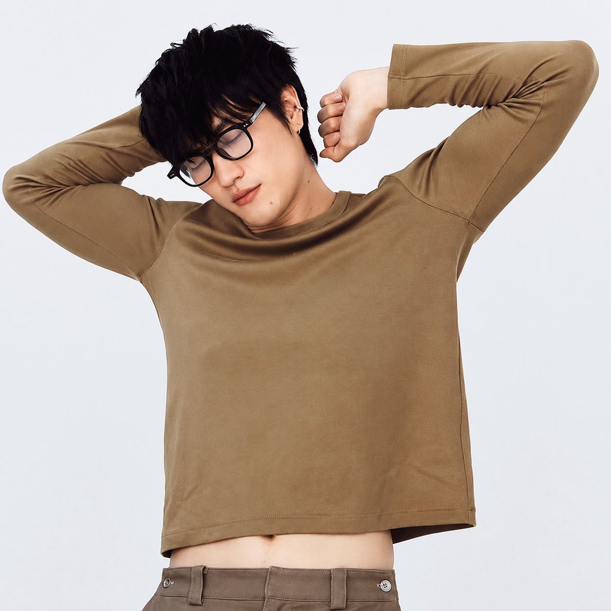 aishiryn's tweet photo. อินจักร + แว่น = ฮ็อตเนิร์ดมีใบ  👓🔥🐶
((แร้วใครจะอยากเป็นแม่)) 

โปรดสวมแว่นอีกได้ไหม~

(#Innjkrs ⊹ ࣪ ˖ 🐶) https://t.co/L8pMPH2vAv