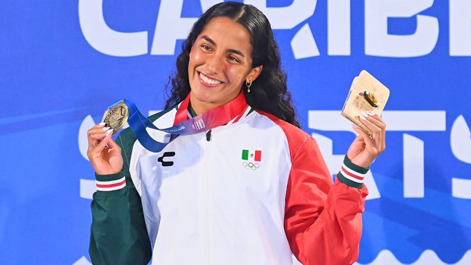 universdep's tweet photo. #SantoDomingo2026 

Medallero

Día 5 (Top 10)

1️⃣ #MEX 🇲🇽 65🥇51🥈37🥉153🏅

2️⃣ #COL 🇨🇴 36🥇37🥈24🥉97🏅

3️⃣ #CUB 🇨🇺 16🥇18🥈21🥉55🏅

4️⃣ #VEN 🇻🇪 12🥇21🥈41🥉74🏅

5️⃣ #RDM 🇩🇴 10🥇12🥈35🥉57🏅 https://t.co/Updh9gw8fa