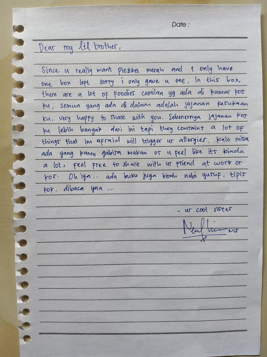 rony_affandi23's tweet photo. Allah mengajarkan bahwa kasih sayang bisa hadir dalam banyak bentuk. Hari ini, lewat sebuah kiriman, aku kembali diingatkan tentang itu.
Barakallahu fiiki, Kak. 🤍📚🍰 https://t.co/Y8D6IVNJtN