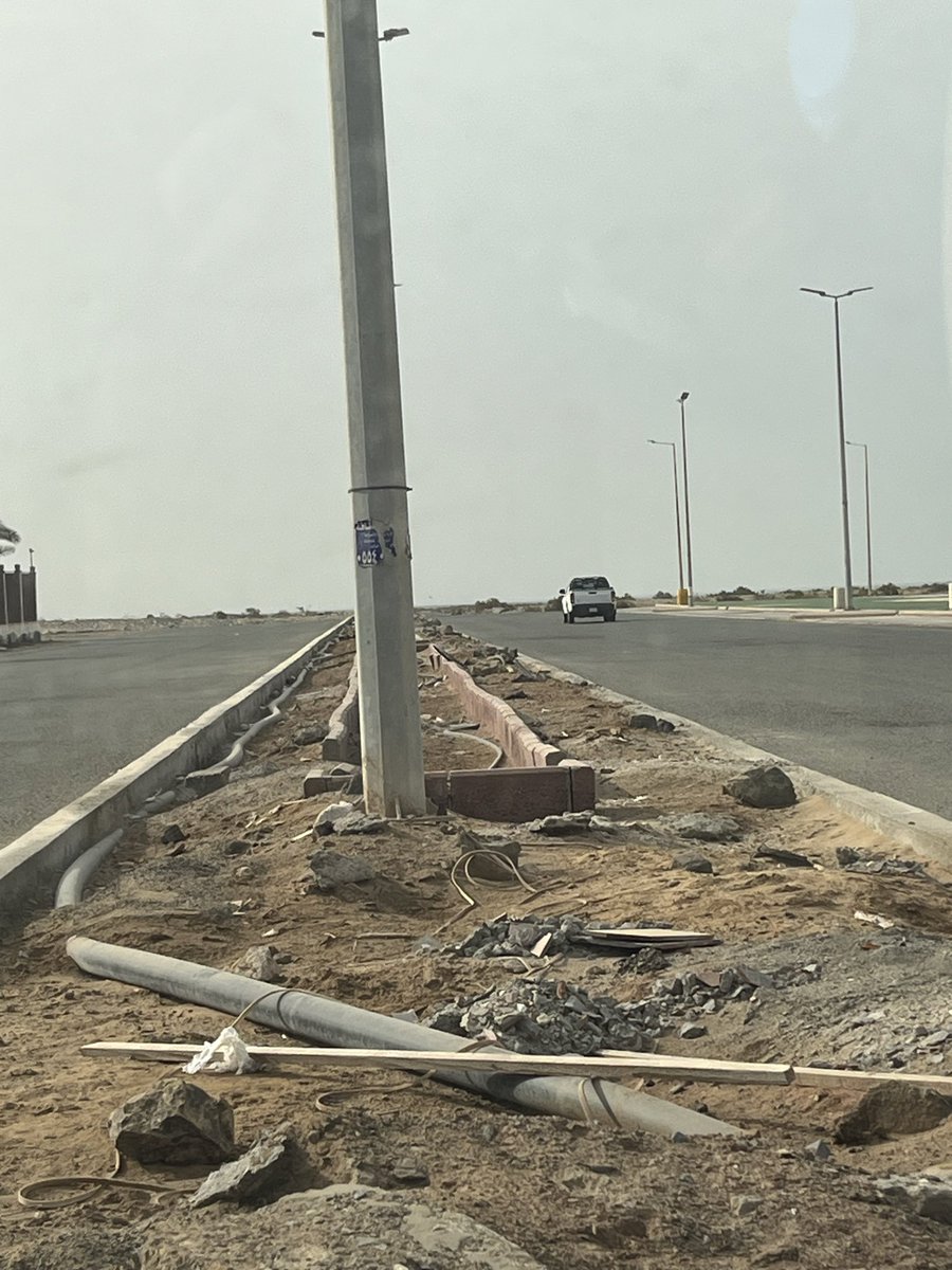 AlbraryRwh's tweet photo. @qbaladi بالله القنفذة فيها بلدية متاكدين 
قسم بالله حرام عليكم المحافظه هذي 
مهمله كني بالدول الفقيره 
لازم هيئة الفساد تلتفت لها
وتشوف وين تروح الميزانيات حقت الدوله
@nazaha_gov_sa 
#نزاهه
#القنفذة https://t.co/jhm2cesacK