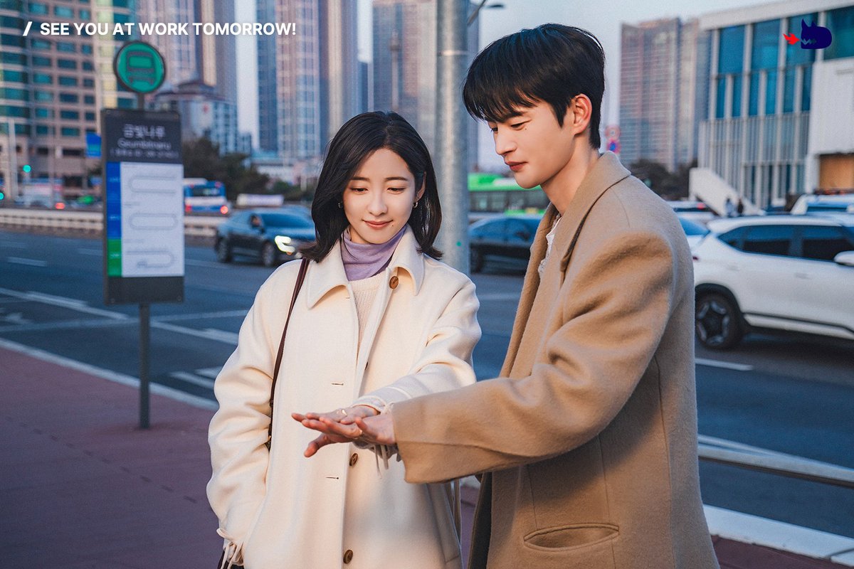 studiodragonKR's tweet photo. A perfect ending with matching rings for a couple who found both love and success💍
Goodbye, #SeeYouatWorkTomorrow! 🤍 https://t.co/MlpGiVDAJv