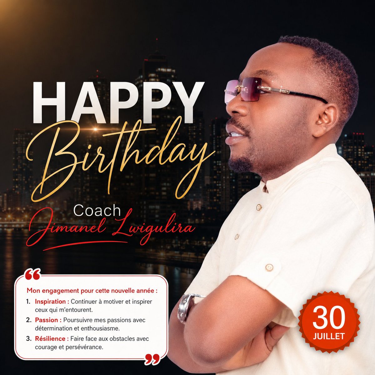 l_jimanel's tweet photo. 🟥🟦 34 ANS. NON, CE N’EST PAS UN ANNIVERSAIRE. C’EST UN TÉMOIGNAGE.

Aujourd’hui, j’ai 34 ans.

Je devrais peut-être publier un gâteau, des ballons, quelques belles photos et remercier Dieu pour une année de plus.

Mais avant de célébrer l’homme que vous voyez aujourd’hui, laissez-moi vous parler de celui que personne ne voulait voir.

La plupart d’entre vous me connaissent comme Coach, entrepreneur, formateur et expert en Management des Ressources Humaines.

Vous voyez les costumes.

Les voyages.
Les formations.
Les entreprises accompagnées.
Les jeunes formés.

Mais vous ne voyez pas toujours le prix payé pour arriver jusqu’ici.

Il y a quelques années, je vendais des arachides dans les rues poussiéreuses de Goma.

Pas pour apprendre le commerce.
Pas pour construire une marque.
Pour manger.

J’ai vendu du sel.
Des crédits téléphoniques.
Des téléphones.

Et parfois, j’ai vendu mon propre courage pour survivre jusqu’au lendemain.

J’ai nettoyé des caniveaux avec mes mains.

Pas dans un programme de leadership.
Dans la boue.
Avec une pelle.
Avec la sueur.

Avec cette honte que l’on cache lorsqu’on croise quelqu’un qui vous connaissait autrement.

J’ai dormi sur des bancs.

J’ai cherché un stage comme on cherche une bouée au milieu de l’océan.

J’ai enseigné pour 25$ par mois.
J’ai travaillé sans sécurité.

Sans garantie.
Sans réseau puissant.
Sans personne pour appeler un directeur et dire :

« Donnez-lui seulement une chance. »

On m’a traité d’instable.
De rêveur.
De bon à rien.

On m’a regardé comme un homme qui changeait constamment de direction.

Mais personne ne savait que je ne cherchais pas simplement un emploi.

Je cherchais une porte de sortie.

Je cherchais un endroit où ma famille ne me regarderait plus comme quelqu’un qui avait étudié pour rien.

Je cherchais une occasion de prouver que la pauvreté n’avait pas tué mon intelligence.

Je cherchais une seule personne capable de voir en moi autre chose qu’un jeune sans relations.

Cette personne n’est jamais venue.

Alors j’ai dû devenir cette personne pour les autres.

C’est peut-être là que ma véritable carrière dans les Ressources Humaines a commencé.

Pas dans un bureau climatisé.
Pas derrière un logiciel de recrutement.

Mais dans le rejet.

J’ai appris ce que ressent un candidat lorsqu’il envoie cent dossiers sans recevoir une seule réponse.

J’ai appris ce que ressent un travailleur qui donne tout à une entreprise, mais dont le salaire ne suffit même pas à préserver sa dignité.

J’ai appris ce que signifie avoir des compétences que personne ne veut prendre le temps de découvrir.

J’ai appris qu’un CV peut être faible alors que l’être humain qui le porte est exceptionnel.

J’ai appris que certaines entreprises ne recrutent pas toujours les meilleurs.

Elles recrutent parfois les mieux connectés, les mieux habillés ou ceux dont le parcours semble plus propre.

Voilà pourquoi aujourd’hui, lorsque je regarde un candidat, je ne vois pas seulement des diplômes.

Je vois une histoire.
Je vois une famille qui attend.
Je vois des nuits sans sommeil.
Je vois peut-être un autre Jimanel, debout devant une porte fermée, espérant que quelqu’un lui donne enfin sa première chance.

Puis un jour, je suis parti à Johannesburg.

Je n’avais pas un plan parfaitement construit.
Je n’avais pas un héritage.
Je n’avais pas de parachute.

J’avais seulement la rage de ne pas mourir dans la version de moi que les autres avaient déjà condamnée.

J’ai travaillé.
J’ai échoué.
J’ai pleuré.
J’ai recommencé.

Et j’ai créé CJ DEVELOPMENT TRAINING CENTER.

Pas pour ajouter un titre à mon nom.

Mais pour que d’autres jeunes ne traversent pas seuls ce que j’avais traversé.

Pour former ceux qu’on disait incapables.

Pour orienter ceux que le système avait abandonnés.

Pour rappeler aux entreprises qu’un collaborateur n’est pas une machine.

Qu’un candidat n’est pas un simple PDF.
Qu’un salarié n’est pas une charge.

Derrière chaque employé se trouve parfois toute une famille suspendue à un seul salaire.

Aujourd’hui, je forme des professionnels.
J’accompagne des entreprises.
Je recrute là où, autrefois, personne ne voulait même lire mon dossier.

Je voyage.
Je conseille.

Je prends la parole devant des personnes qui, quelques années plus tôt, ne m’auraient peut-être pas accordé cinq minutes.

Mais malgré tout cela, je n’oublie pas le jeune homme qui vendait des arachides.

Je n’oublie pas l’enseignant payé 25$.
Je n’oublie pas celui qui dormait sur des bancs.

Je n’oublie pas celui qui rentrait parfois à la maison sans savoir quoi répondre lorsqu’on lui demandait :

« Et ton avenir, ça avance ? »

Aujourd’hui, j’aimerais retrouver ce jeune homme.

Le regarder dans les yeux.
Et lui dire :

« Ne pleure pas trop longtemps.
Un jour, les blessures que tu caches deviendront la raison pour laquelle d’autres personnes retrouveront l’espoir. »

À 34 ans, je ne célèbre donc pas seulement une naissance.

Je célèbre toutes les fois où j’aurais pu abandonner.

Toutes les humiliations que j’ai avalées.
Toutes les portes fermées.
Tous les refus.

Toutes les nuits où personne ne savait que j’étais en train de me battre pour ne pas sombrer.

Je célèbre le fait d’être encore debout.

Pas intact.
Mais debout.

Pas arrivé.
Mais en chemin.

Pas parfait.
Mais utile.

À 34 ans, ma mission est devenue plus grande que moi :

🔻 Défendre les talents que les systèmes enterrent trop tôt.

🔻 Combattre les pratiques RH qui humilient les candidats.

🔻 Former des responsables capables de voir l’être humain derrière le CV.

🔻 Refuser que la pauvreté, l’origine, l’accent ou l’absence de relations deviennent des condamnations professionnelles.

🔻 Donner aux autres la chance que j’ai longtemps cherchée sans la trouver.

Aujourd’hui, je ne demande pas seulement vos souhaits d’anniversaire.

Je vous demande une chose.

Regardez autour de vous.

Il existe peut-être un jeune que tout le monde appelle paresseux, alors qu’il est simplement épuisé de chercher une occasion.

Il existe peut-être un candidat que vous avez rejeté trop rapidement.

Il existe peut-être un travailleur silencieux qui est en train de s’effondrer derrière son sourire.

Il existe peut-être quelqu’un qui n’a pas besoin de votre argent.

Il a seulement besoin que vous croyiez en lui une fois.

Une seule fois.

Parce qu’une seule opportunité peut sauver une carrière.

Une seule recommandation peut sauver une famille.

Une seule main tendue peut empêcher quelqu’un d’abandonner définitivement.

🎂 Coach Jimanel LWIGULIRA, 34 ans.

L’ancien vendeur d’arachides.
L’enseignant payé 25 dollars.
Le candidat rejeté.
Le jeune qu’on disait instable.

Aujourd’hui devenu formateur, entrepreneur et professionnel des Ressources Humaines.

Pas parce que la vie a été tendre avec moi.

Mais parce que j’ai refusé de laisser la souffrance avoir le dernier mot.

🟥 34 ans de blessures.
🟦 34 ans de résistance.

Et maintenant, une mission :

Transformer mes cicatrices en opportunités pour les autres.

Merci à ceux qui ont cru en moi.
Merci également à ceux qui m’ont rejeté.

Sans le savoir, vous avez participé à la construction de l’homme que je suis devenu.

Et pour les cadeaux…

Cette fois, je ne vais pas faire semblant d’être modeste. 🎁

———
Coach Jimanel LWIGULIRA
L’enfant terrible de Kabare.