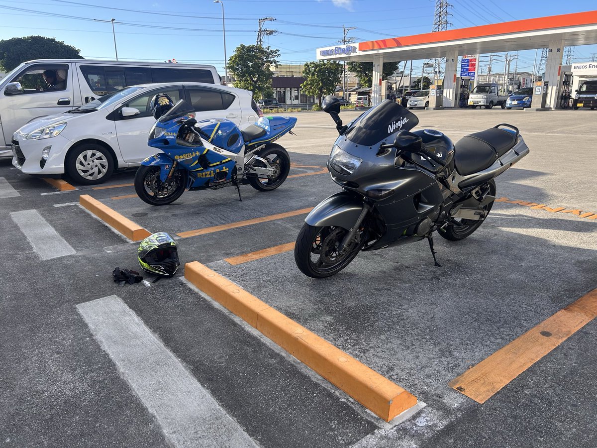 eri_ZZR400's tweet photo. めっちゃ久しぶりの東だったなー
ジジ様！！やっと😭 https://t.co/TtMllfsWJJ