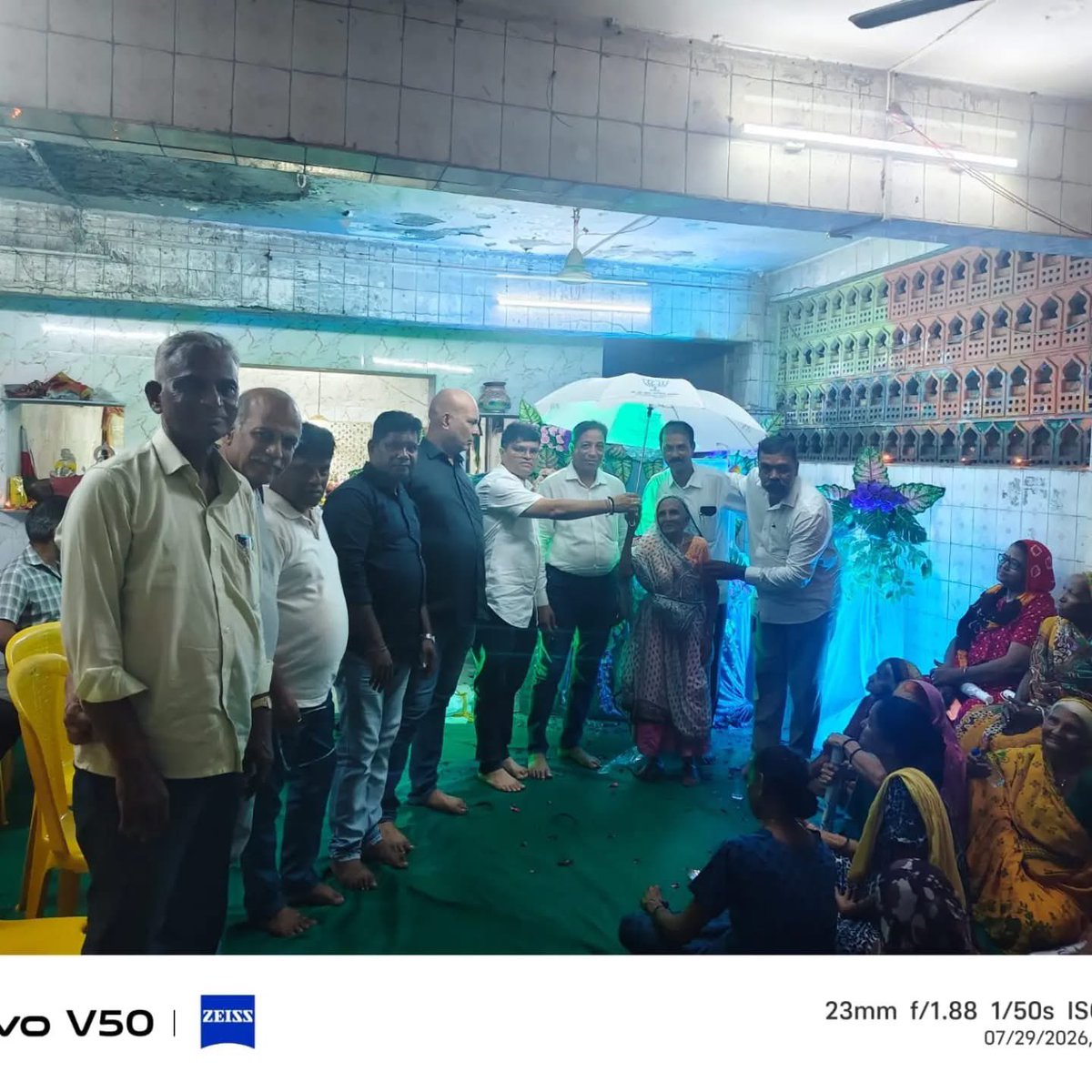 DrDivyesh1's tweet photo. माननीय मंत्री आणि आमदार @ShelarAshish साहेब  यांच्या मार्गदर्शनाखाली वॉर्ड ९८ मध्ये संत रोहिदास महाराज जयंती साजरी करण्यात आली. 
@BJP4Mumbai 
#santrohidasmaharaj
#AshishShelar https://t.co/PmV8aqQKUJ