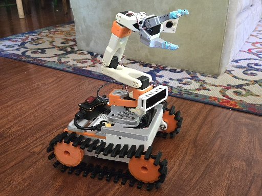 11_Jeff_11's tweet photo. @_Stocko_ I spend ~4 days designing a tank for my SO-101 with Blender, including printing. It took some iterations, especially the tread. https://t.co/tjmg5E26Gf