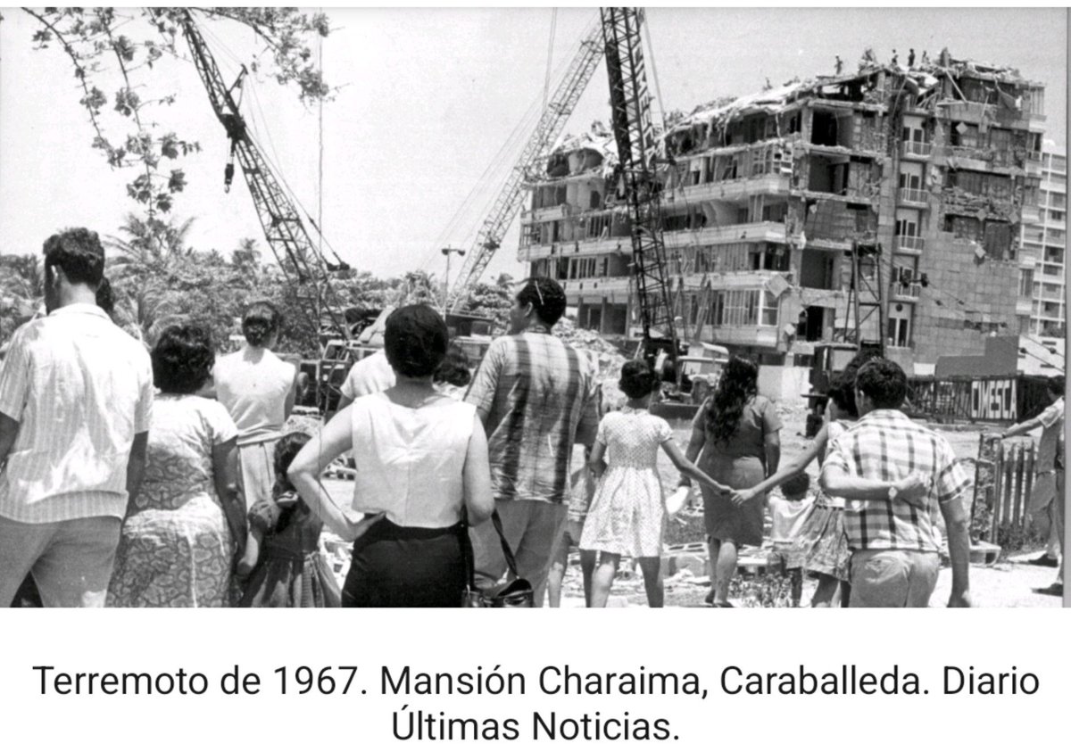 ilevzla's tweet photo. Hoy se cumplen 59 años del Sismo de Caracas, de 1967.. y  hace 2 días FUNVISIS completó 54 años de Fundada..

Como ex funvisiana, hoy me duele profundamente constatar que en medio de la reciente tragedia, en Venezuela siguen prevaleciendo los intereses de las cúpulas de poder por encima de las necesidades del país.

Ha pasado más de un mes desde el doble terremoto y resulta preocupante que instituciones fundamentales como FUNVISIS, responsable de la investigación sismológica, el monitoreo y la generación de información técnica para la gestión del riesgo, continúen enfrentando limitaciones que debieron ser atendidas con urgencia. Sus investigadores, técnicos y profesionales han demostrado un compromiso admirable, trabajando con las uñas y sosteniendo una labor esencial gracias a su vocación y entrega. Y lo más triste es que, además de enfrentar esas carencias, muchos de ellos han tenido que cargar con críticas de una población que desconoce las restricciones y los protocolos de comunicación que les fueron impuestos hace casi una década.

FUNVISIS es solo un ejemplo de una realidad mucho más amplia... cuando las instituciones técnicas son relegadas y no reciben el respaldo necesario, también se debilita la capacidad del país para prevenir, responder y recuperarse de los desastres.

Mientras tanto, pareciera que la prioridad sigue siendo quién aparece primero en la foto o quién obtiene mayor protagonismo político. Pero desde el 24 de junio lo que realmente ha quedado en evidencia no ha sido el liderazgo, sino las deficiencias en la coordinación, la planificación y el fortalecimiento de las capacidades institucionales.

Las tragedias deberían servir para unir voluntades, escuchar a quienes saben, fortalecer las instituciones y poner el interés público por encima de todo. Quienes dedican su vida a proteger a la población merecen respaldo, inversión y condiciones dignas para hacer su trabajo, no el abandono.

Sigo creyendo en la gente, en la ciencia y en quienes trabajan con honestidad y vocación de servicio. Ojalá algún día esas sean también las prioridades de quienes toman las decisiones.

Nota: Las fotos las tomé del artículo que hoy publicó mi amiga y  colega  funvisiana Dra. Alejandra Leal, en LinkedIn 
"El terremoto cuatricentenario: Caracas y La Guaira, 29 de julio de 1967"
https://t.co/RN9je5a8bM