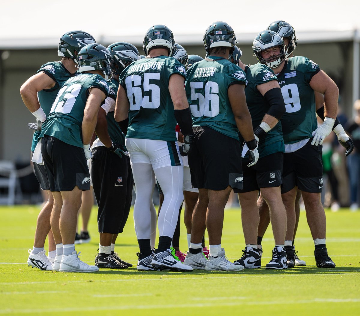 LaneJohnson65's tweet photo. We are officially BACK. 🦅 https://t.co/yyk06lvYAg