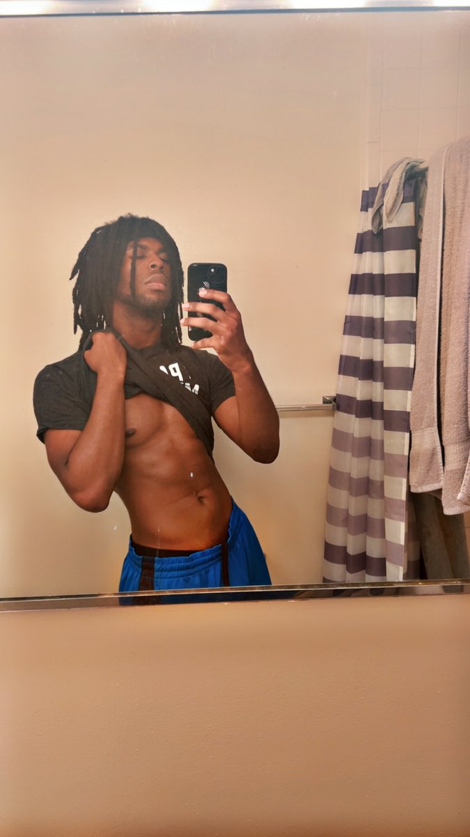 KJsavagevr's tweet photo. Don't worry chat papa's finally cuming back to take some photos for yall🫡

#vrerp #erp #nsfwtwt #nsfw #lewd #lewdrp #chudai #nsfwrp #nsfwcontent #fakebody #VRChat #vrchatlewd #VRChatPhotos #vrnsfw https://t.co/mMhsIKfluV