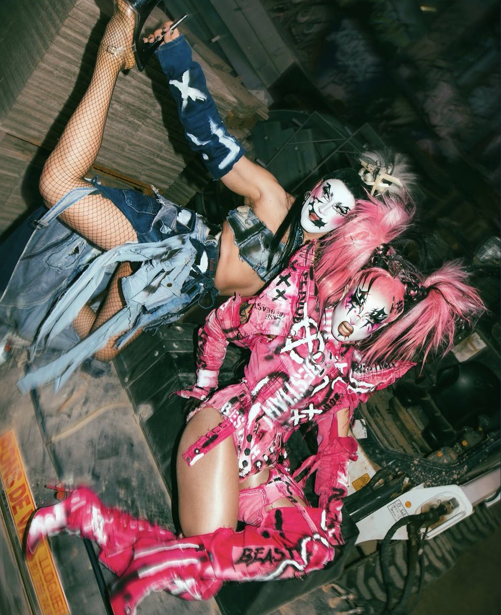 Drag_Crave's tweet photo. Bestiah &amp; Jakee Maker look riveting in new photos. https://t.co/6uGtKfR8cl