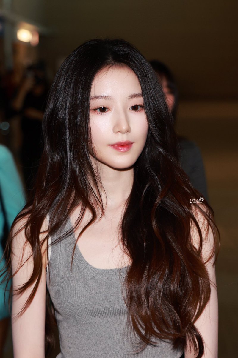 lklmybl's tweet photo. 260730 🖤

#슈화 #SHUHUA #舒華 #舒华
#여자아이들 #シュファ #아이들                                                  

#GIDLE #idle https://t.co/dU8Cxd72aj