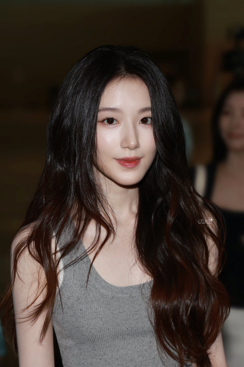 lklmybl's tweet photo. 260730 🖤

#슈화 #SHUHUA #舒華 #舒华
#여자아이들 #シュファ #아이들                                                  

#GIDLE #idle https://t.co/dU8Cxd72aj