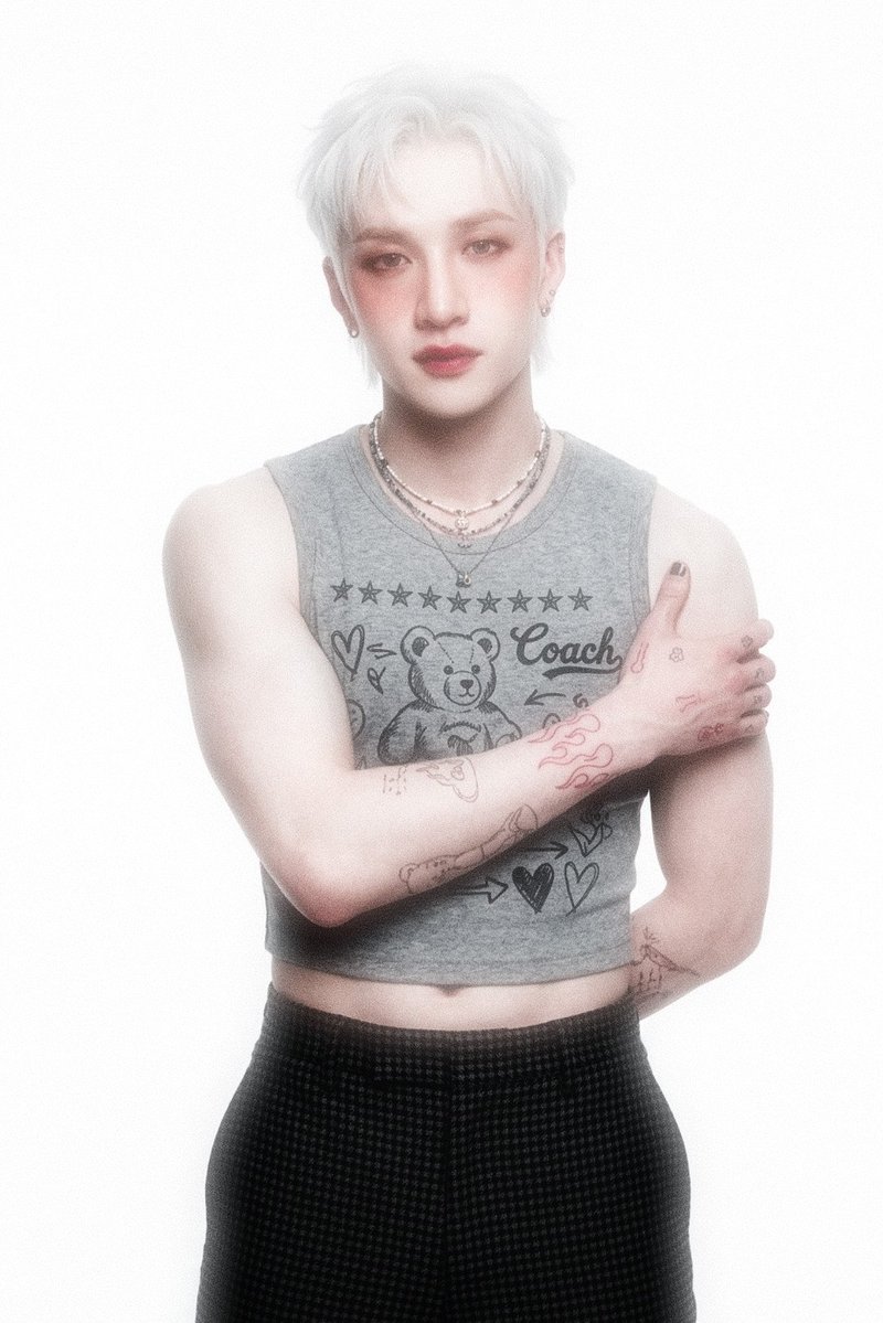 _bycaspian's tweet photo. ♡ — New Post < The Sky > 

ㅤㅤㅤ  Call me,  call me baby.

#fk https://t.co/yvwqCix6Mj