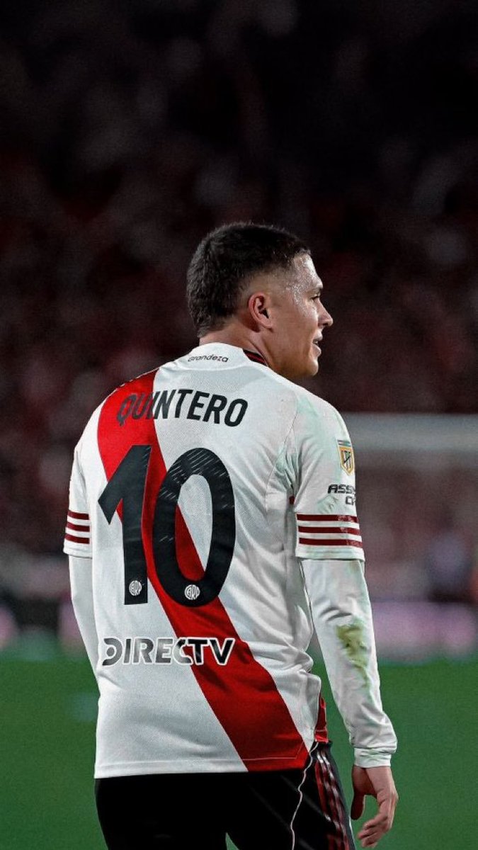misticamonu's tweet photo. Y el DT te dio la espalda 😒 https://t.co/jygFLDIS4E