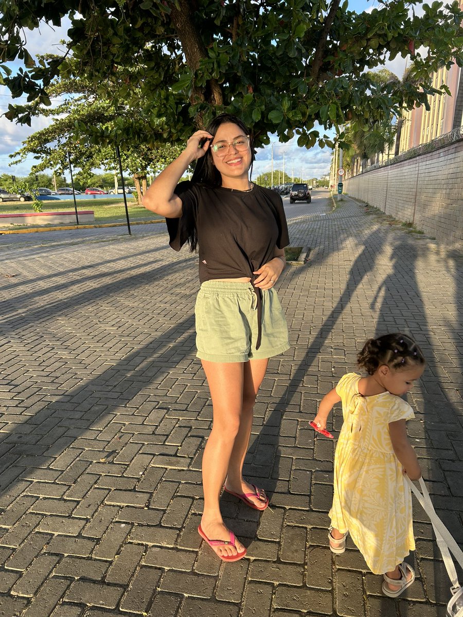 _alcionesousa's tweet photo. Um pingo de gente na minha foto 🥹✨ https://t.co/JZpvbAZ2Bw