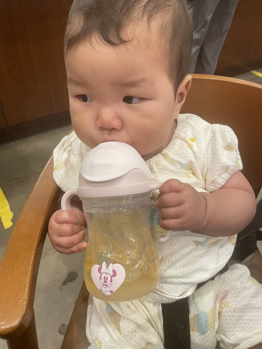 DBD0024's tweet photo. おはようございます☀

私事ですが今日で40歳になりました🎂

40を迎える前に娘と出会えて本当に良かったと思います👶

誕生日プレゼントにアクションカメラをあーちゃんから貰ったのでこれからの楓海の成長やYouTube活動を撮影していきたいと思いますのでこれからも宜しくお願いします🙇 https://t.co/O09wgvRHo7
