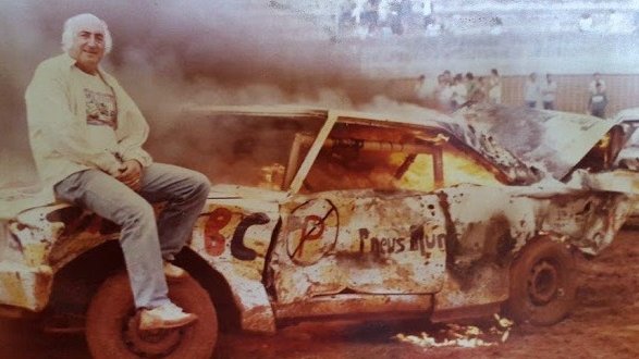 prperalta's tweet photo. #Automobilismo #DKW #Interlagos #MilMilhas #Maverick #Dodge #Polara #LittleItaly #Oriundi
Dante di Camillo,
Paulistano, começou a correr de automóveis em 1962 e correu até o ano de 1976. Venceu uma corrida com um Dodge Polara em 1974:
https://t.co/ytXLR0vtdO https://t.co/N8LfrKUYrL