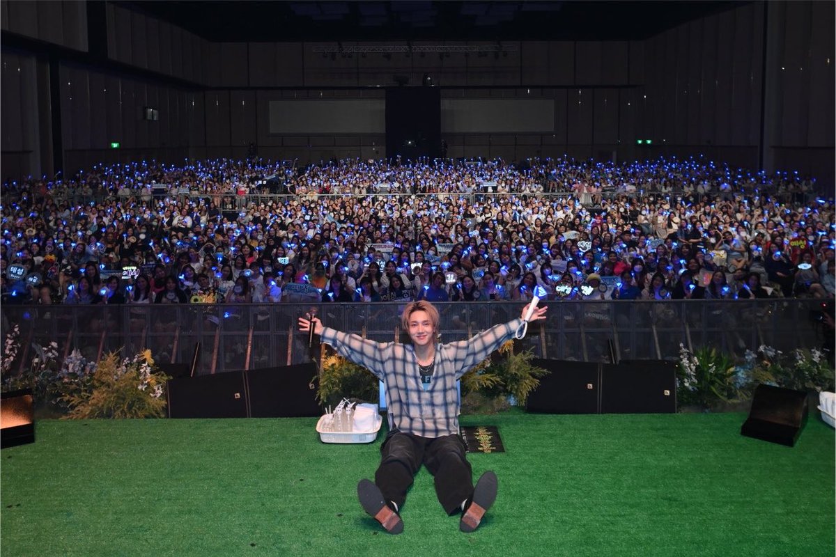 yesungthailand's tweet photo. [📝] คอนเสิร์ตครบรอบ 10 ปีของเยซองต้องมีประเทศไทย 🎙️

มาช่วยกันลงชื่อ และพยายามเต็มที่เพื่อให้ประเทศไทยกลับเข้ามาอยู่ในตารางทัวร์กันนะคะ! 💪💙

🔗 https://t.co/IcRE9JuXzt

🎯 ต้องการขั้นต่ำ 2,000+ รายชื่อ
📝 ใช้กรอกเวลา 3–5 นาที 
👤 1 คน 1 ฟอร์ม 
(หากพาเพื่อน/แฟน/ครอบครัวไปคอนเสิร์ต ด้วยรบกวนกรอกแยกให้แต่ละคนหน่อยนะคะ)

🎁 ผู้ที่กรอกฟอร์ม+มีที่อยู่ในไทย มีสิทธิ์ลุ้นรับ อัลบั้มและแท่งไฟ รวม 55 รางวัล โดยจะสุ่มผู้โชคดีหลังได้รายชื่อครบ 2,000 คน

ℹ️ ข้อมูลทั้งหมดจะถูกเก็บเป็นความลับ และใช้เพื่อวัตถุประสงค์ในการนำเสนอต่อผู้จัดคอนเสิร์ตเท่านั้น