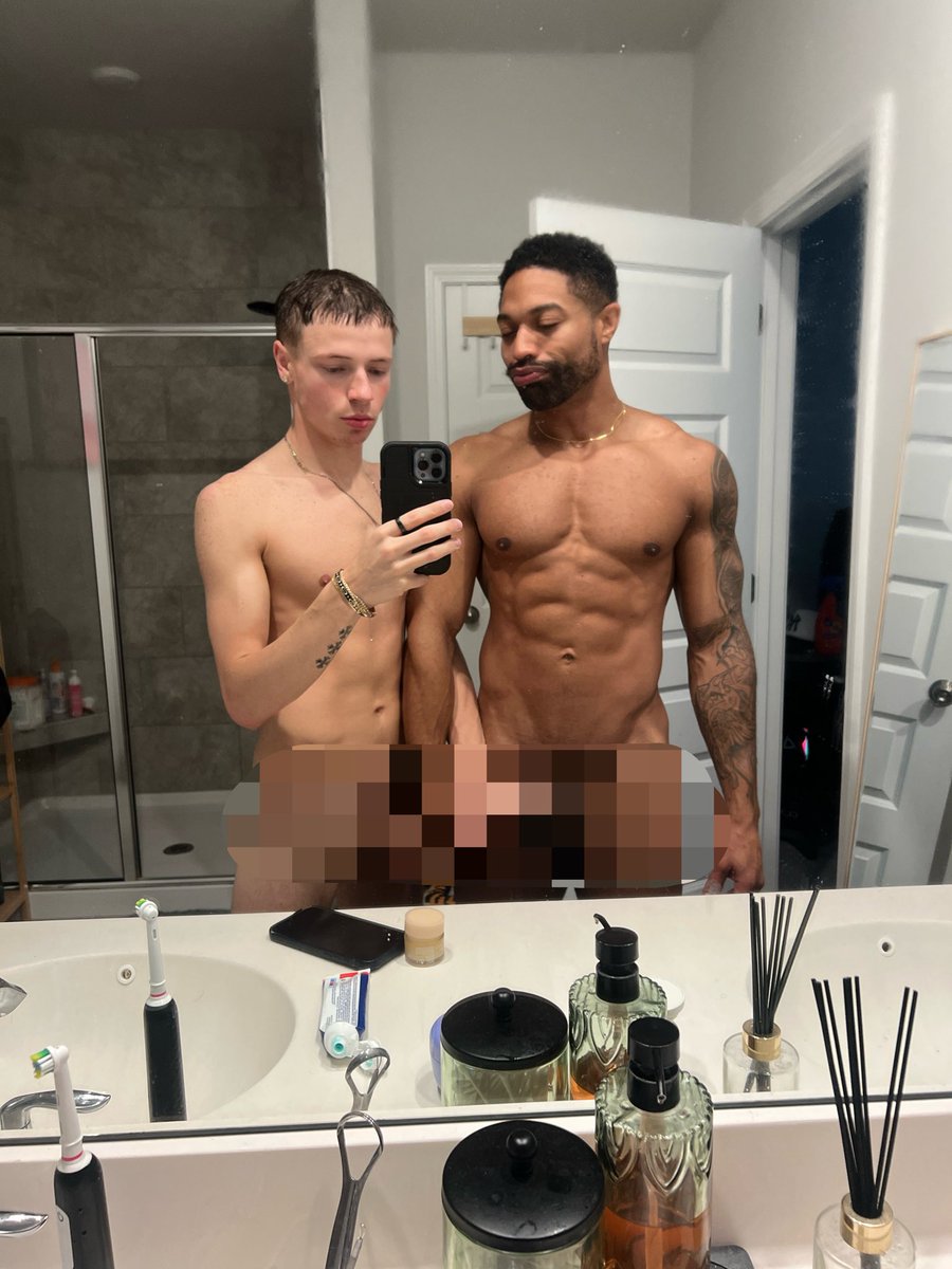 DonlyyD's tweet photo. fresh off the wake up 🙇🏼‍♂️😫 https://t.co/1xXgStt4KW https://t.co/q9a7Bgj8aF