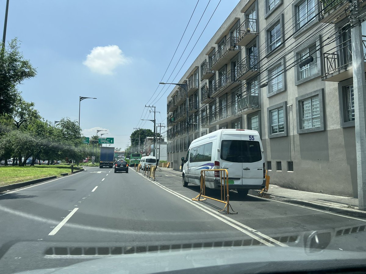 luislunam27's tweet photo. @evelyn_parraA Jefa de Gobierno @ClaraBrugadaM Usted vino a la Cuchilla Zaragoza, ha hacer campaña y prometió regular a estos señores de la Ruta 85 “Grupo Aeropuerto” ya que hacen base en la colonia y circulan en total impunidad sin placas #EstamosHartos #FueraRuta85 https://t.co/WbSFa9N5cQ