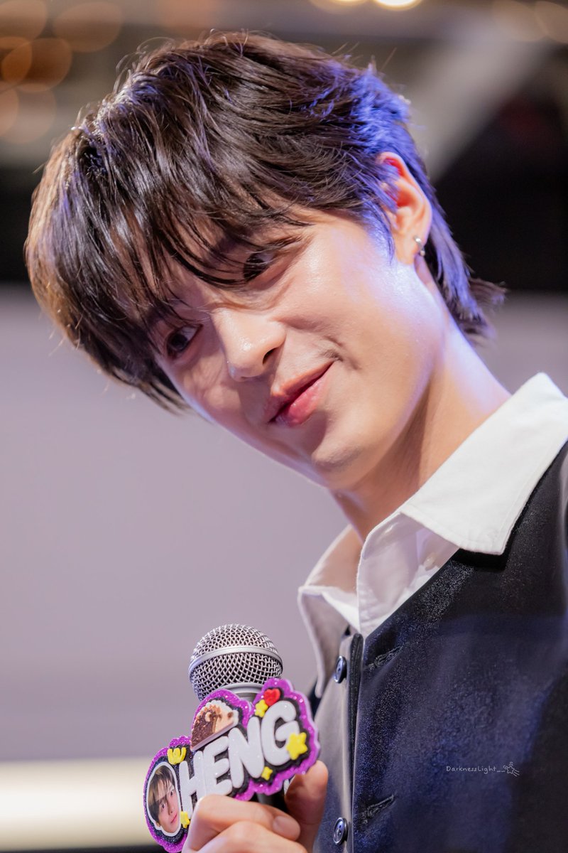 DarknessLight__'s tweet photo. ยังคงน่ารัก เหมือนวันแรกเลย

DBTE FAN GATHERING

#รวมพลอย่าขอพี่เจน
#HengmarkII @HengmarkII https://t.co/mFCgC6xDdY