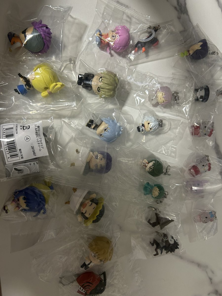 2YK9M's tweet photo. 【交換】HUNTER×HUNTER めじるしアクセサリー キメラアント編

譲：画像のもの 画像1〜3
求：キメラアント編 画像4

オンラインについては、重複分のみのお渡しとなりますので各1点ずつとなります。
受け取り次第お取引となります。
都内手渡し、郵送希望 https://t.co/NS5zZ5OP9g