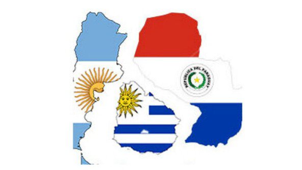 gaunadiego2001's tweet photo. La idea de unir Argentina, Paraguay y Uruguay como un bloque para equilibrar el poder de Brasil recuerda al plan histórico de Argirópolis propuesto por Domingo Faustino Sarmiento en 1850. Unir estos tres países hoy en una confederación permitiría un mercado fuerte en la cuenca. https://t.co/BOY0Lgi03Z